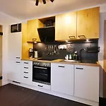 Upland - Waldgeist Mit Garten, Grillhuette, Spielplatz Und Meinecardplus 아파트 빌링겐