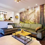 Upland - Waldgeist Mit Garten, Grillhuette, Spielplatz Und Meinecardplus