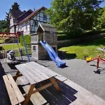 Upland - Waldgeist Mit Garten, Grillhuette, Spielplatz Und Meinecardplus