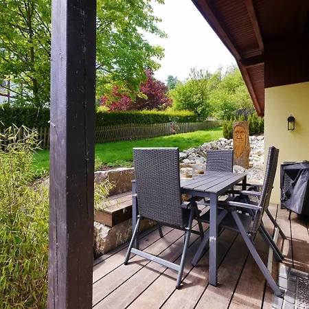 Upland - Waldgeist Mit Garten, Grillhuette, Spielplatz Und Meinecardplus شقة فيلنغن