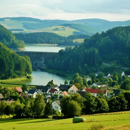 Apartamento Upland - Waldgeist Mit Garten, Grillhuette, Spielplatz Und Meinecardplus Willingen (Upland)
